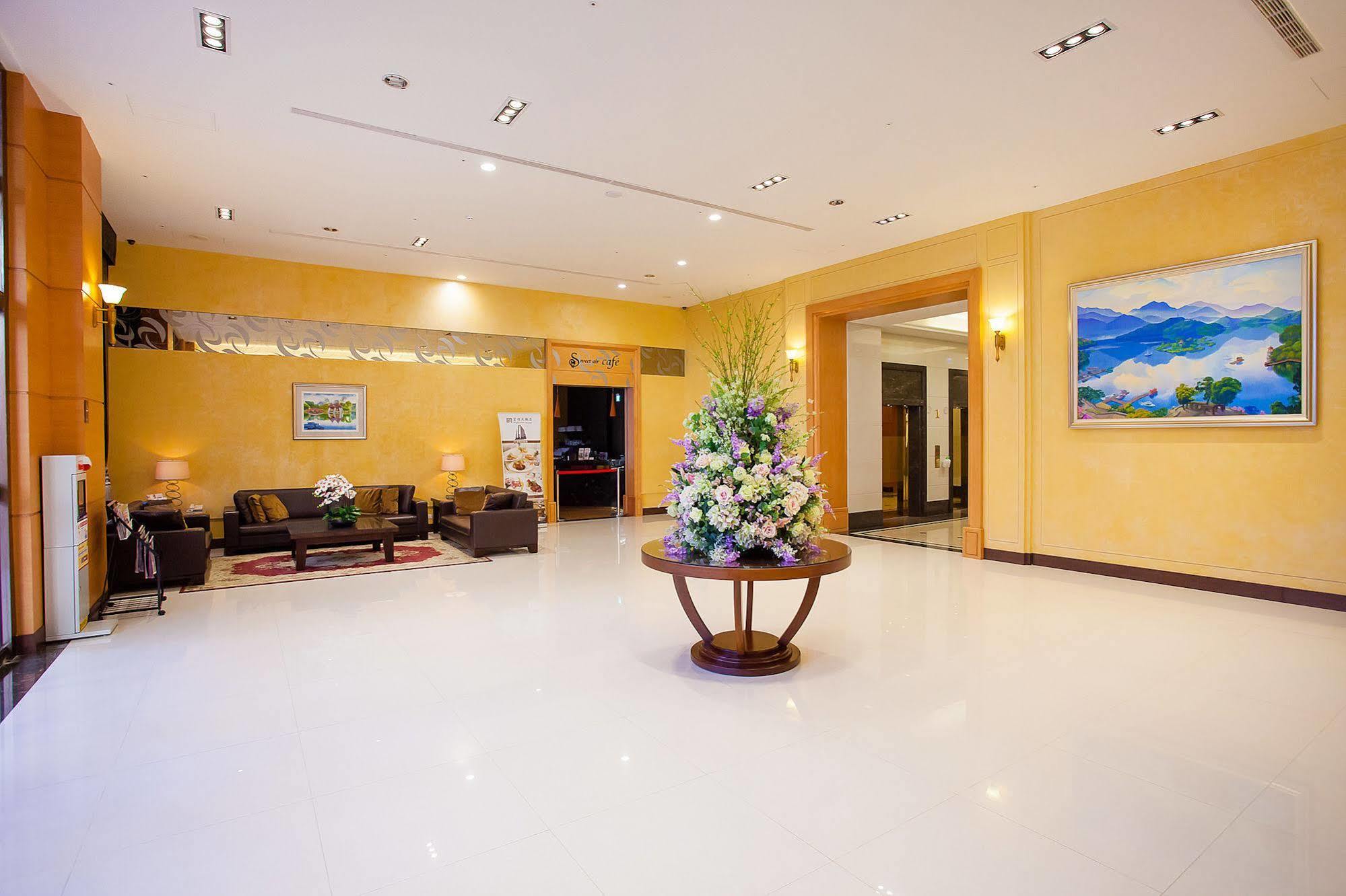 Fushin Hotel Taichung Luaran gambar