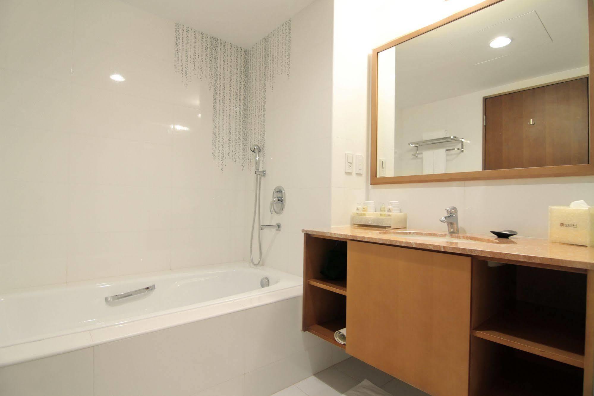 Fushin Hotel Taichung Luaran gambar